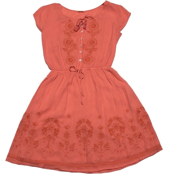 Hollister Dresses & Skirts - Hollister dress coral size XS